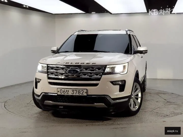 Ford Explorer 2