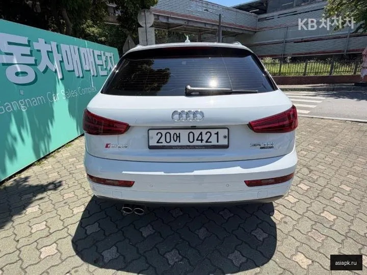 Audi Q3 6