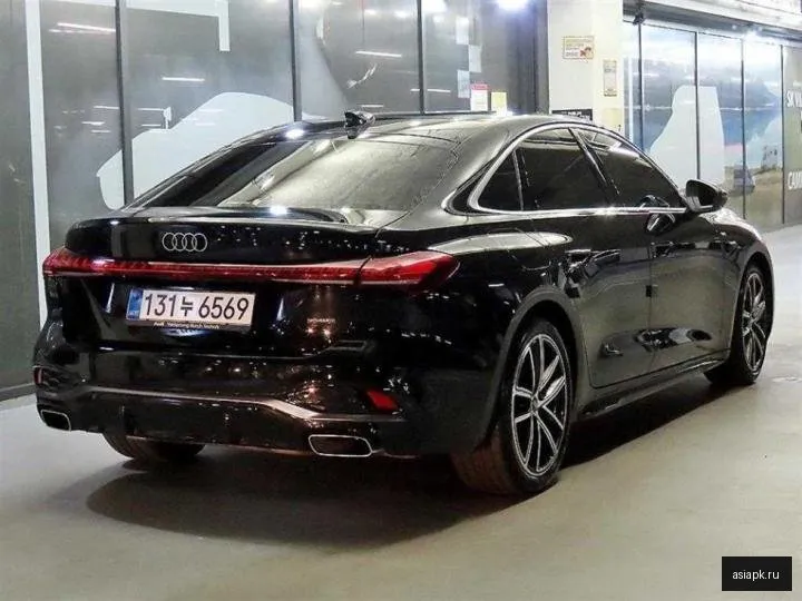 Audi A5 4