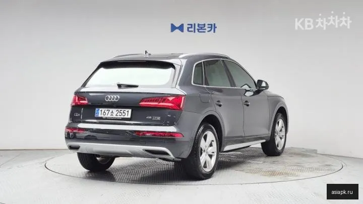 Audi Q5 4