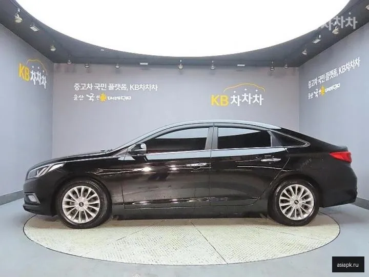 Hyundai Sonata 5