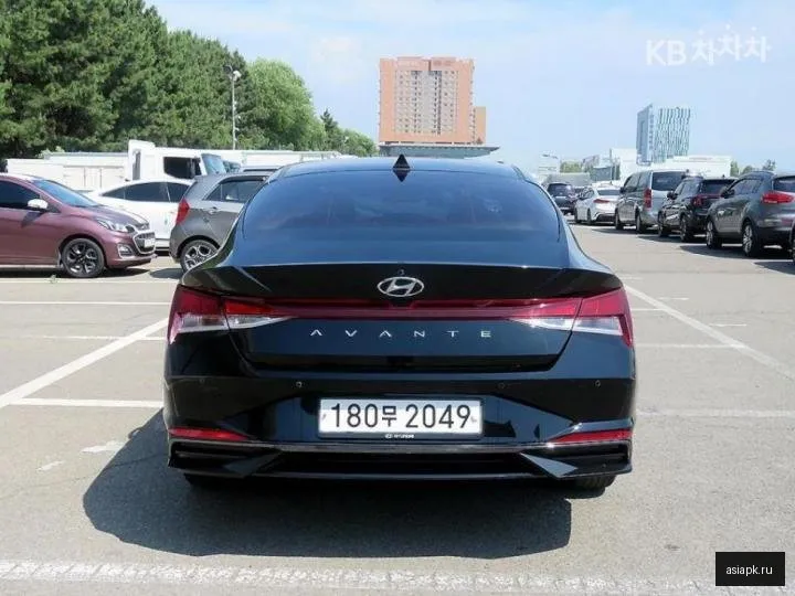 Hyundai Avante 4