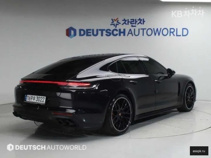Porsche Panamera 2