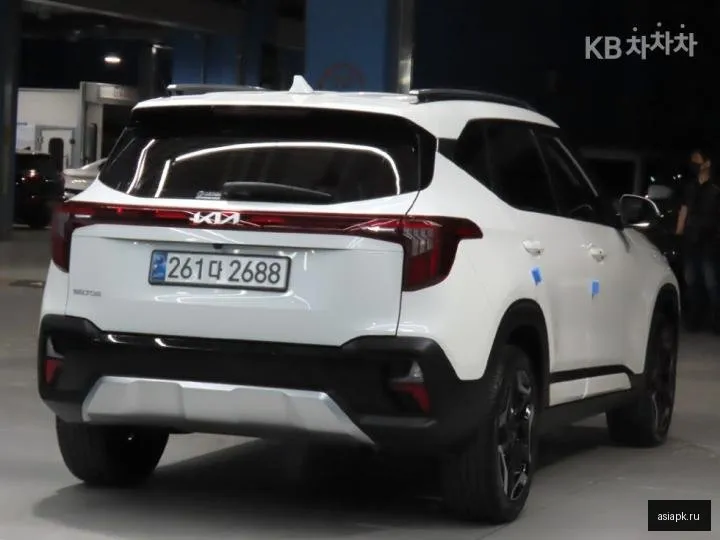 Kia Seltos 4