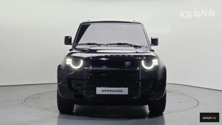 Land Rover Defender 2