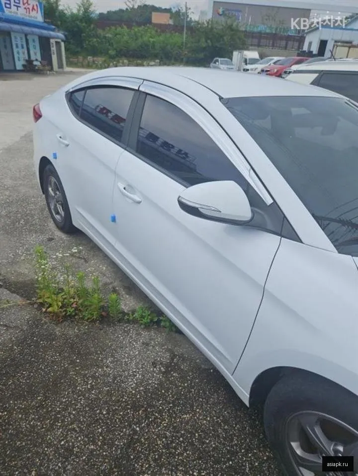 Hyundai Avante 3