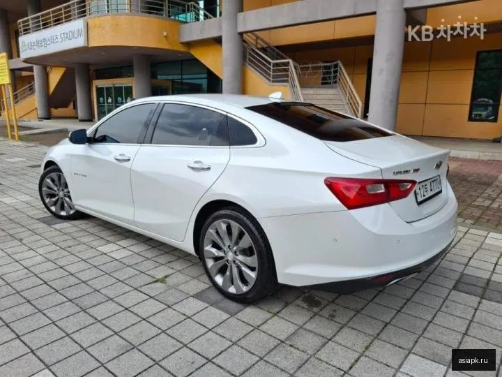 Chevrolet Malibu 3