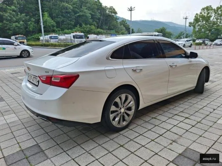 Chevrolet Malibu 5