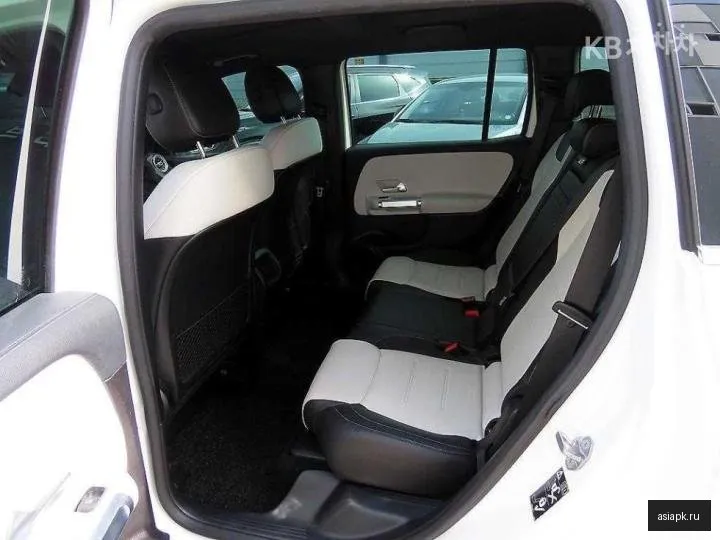 Mercedes-Benz GLB-Class AMG 6
