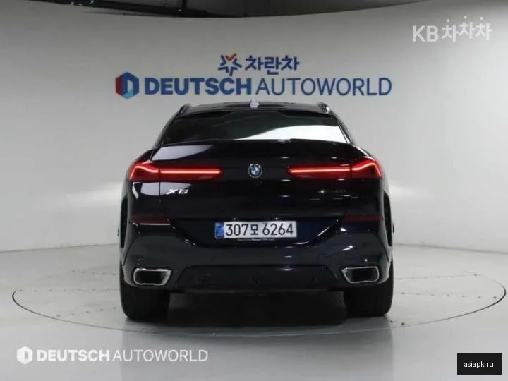 BMW X6 4