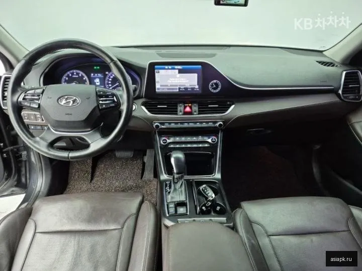 Hyundai Grandeur 5
