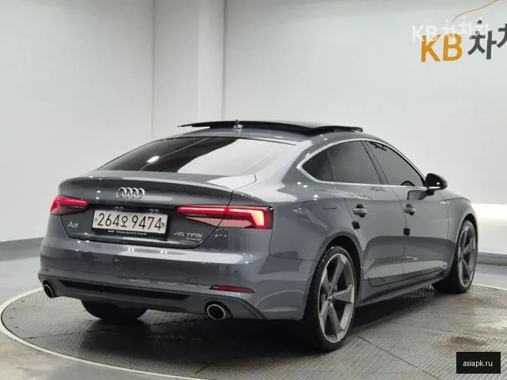 Audi A5 3