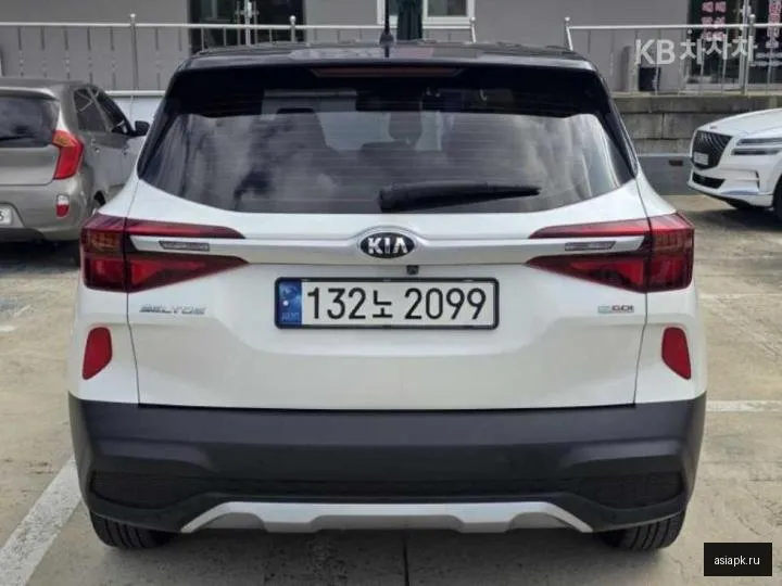 Kia Seltos 4