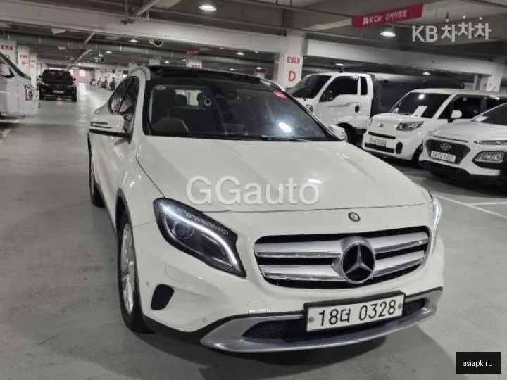 Mercedes-Benz GLA-Class