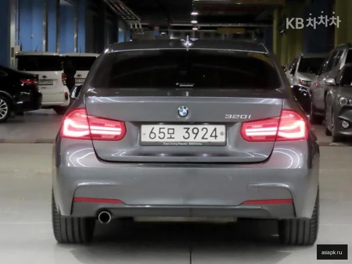 BMW 3-Series 3