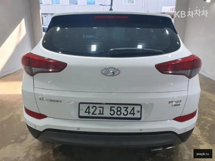 Hyundai Tucson 4