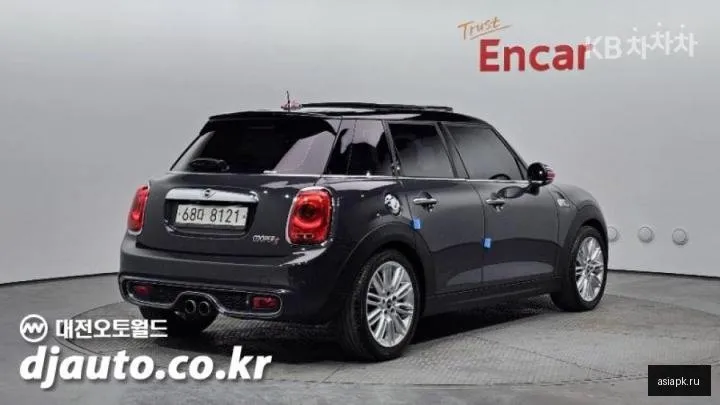 MINI Hatch 2