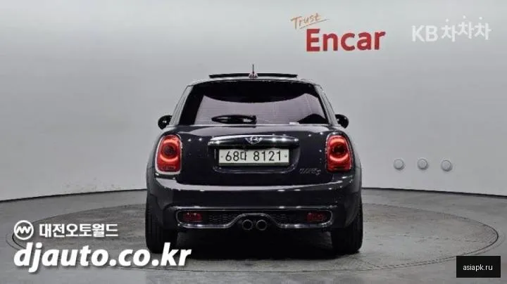 MINI Hatch 4