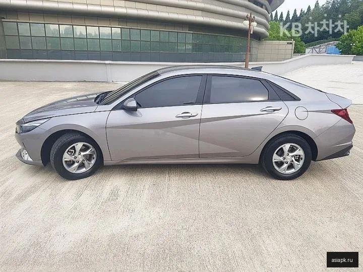 Hyundai Avante 3