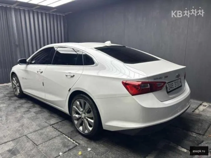 Chevrolet Malibu 4