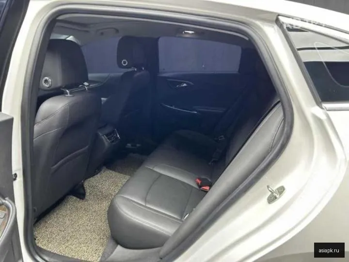 Chevrolet Malibu 6