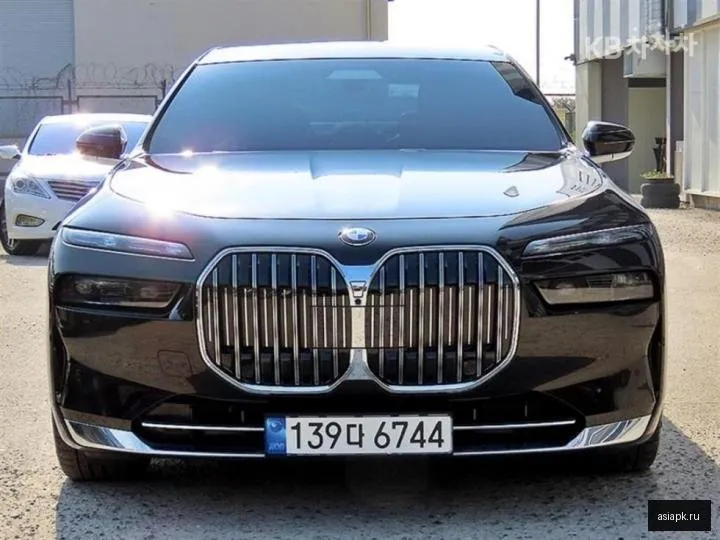 BMW 7-Series