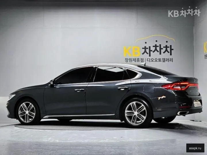 Hyundai Grandeur 3