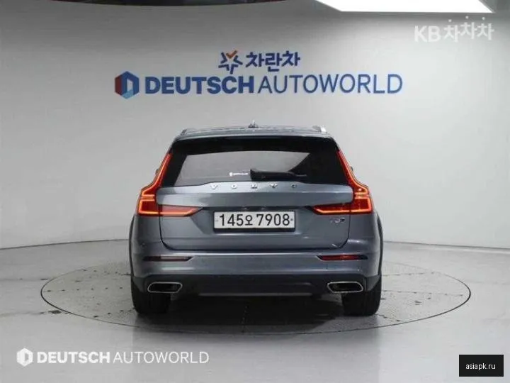 Volvo V60 4