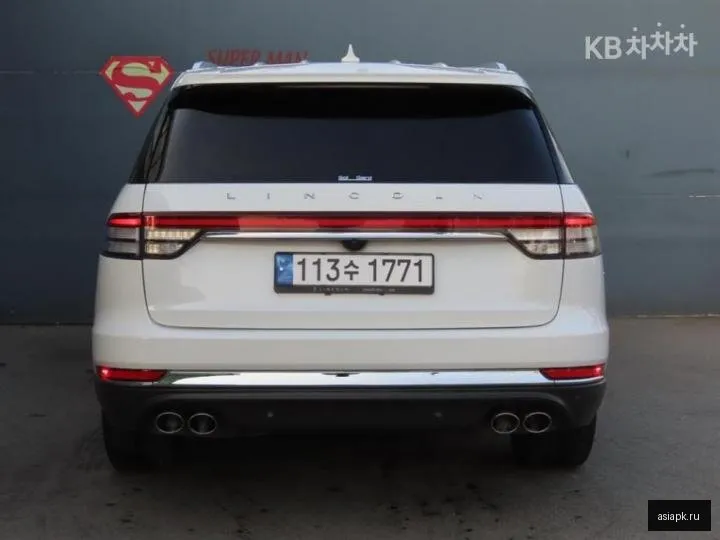 Lincoln Aviator 4