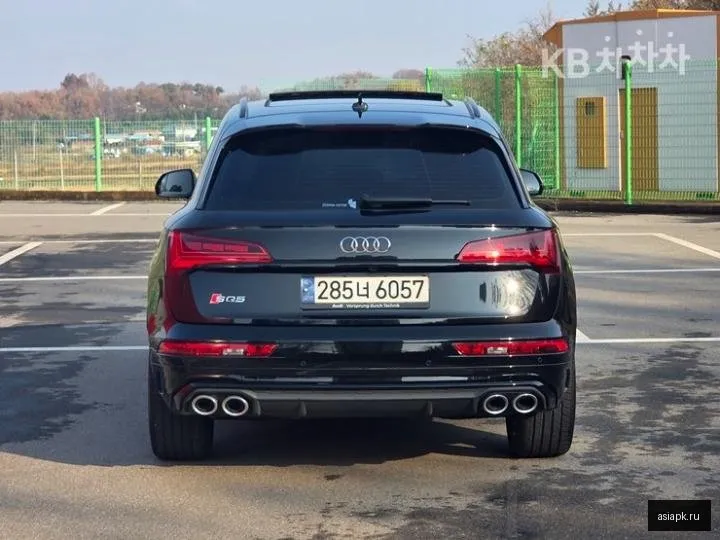 Audi SQ5 3