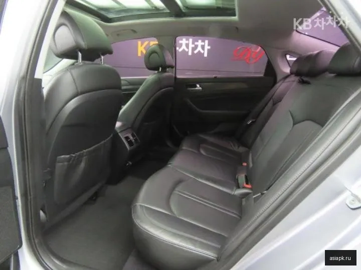 Hyundai Sonata 6