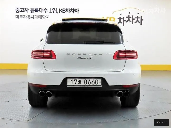 Porsche Macan 3