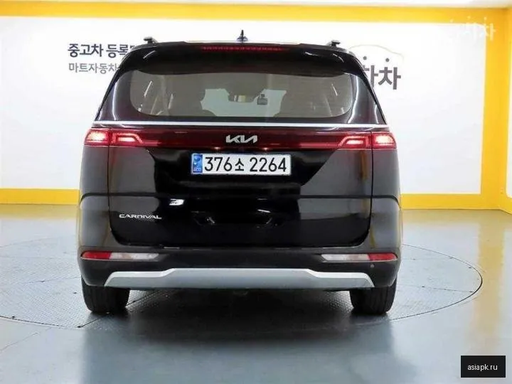 Kia Carnival 3