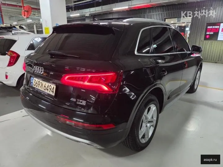 Audi Q5 4