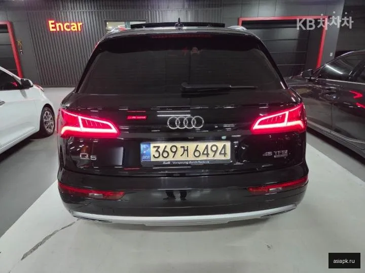 Audi Q5 5