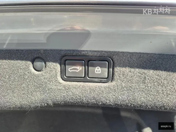 Hyundai Equus 5