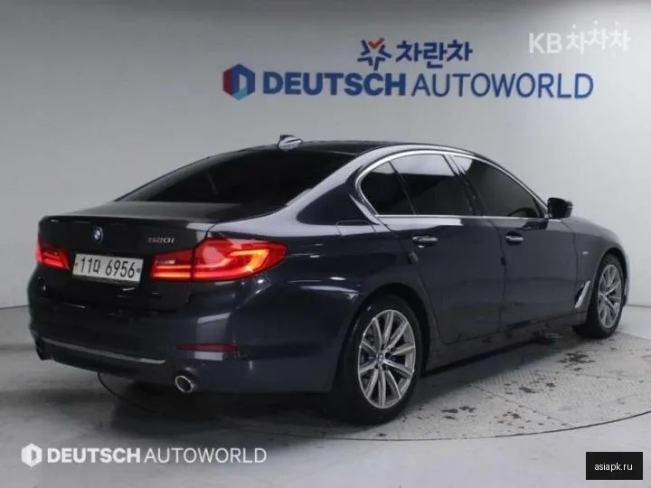 BMW 5-Series 2