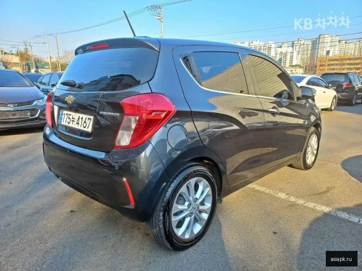 Chevrolet Spark 5