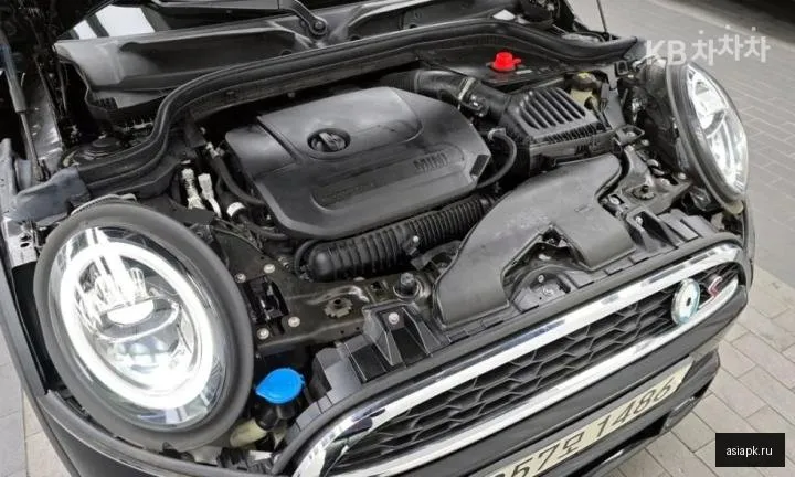 MINI Hatch 6