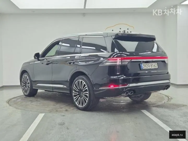 Lincoln Aviator 3