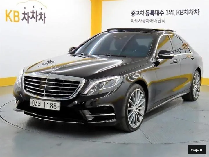 Mercedes-Benz S-Class 2