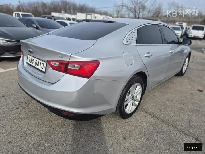 Chevrolet Malibu 5