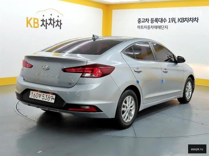 Hyundai Avante 4