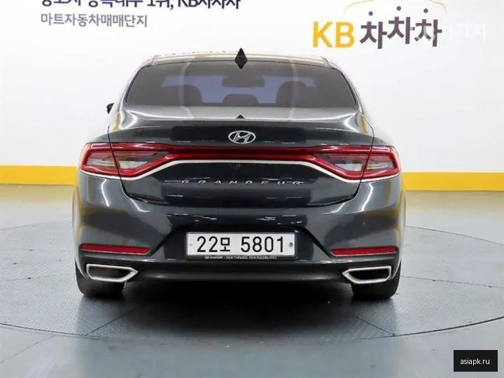 Hyundai Grandeur 3