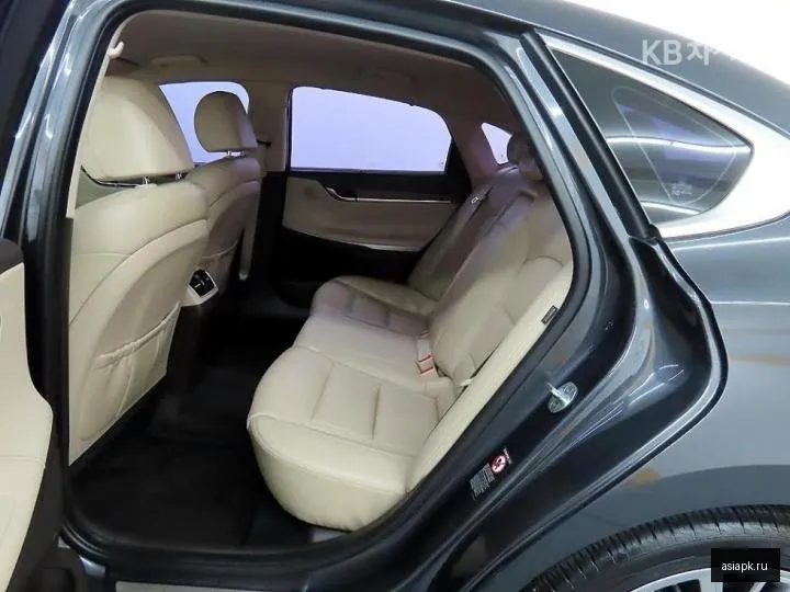 Hyundai Grandeur 6