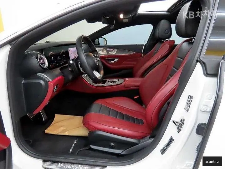 Mercedes-Benz CLS-Class 5