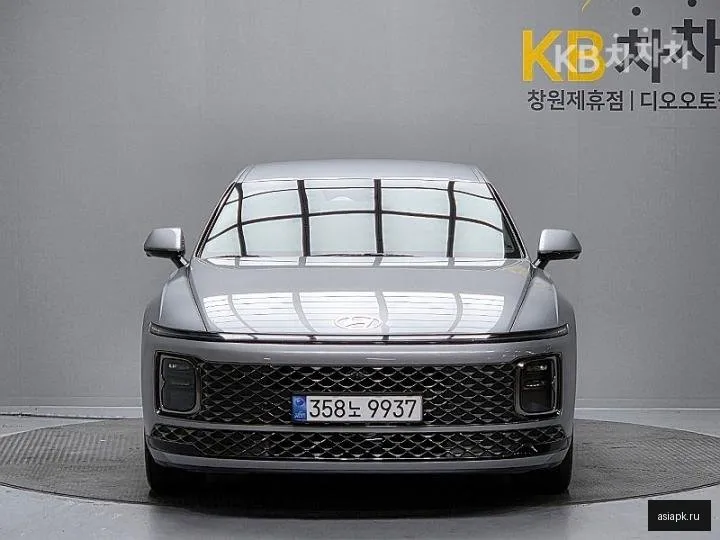 Hyundai Grandeur 3