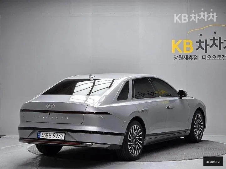 Hyundai Grandeur 2