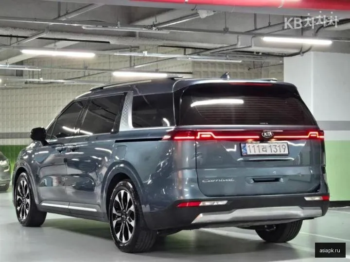 Kia Carnival 3
