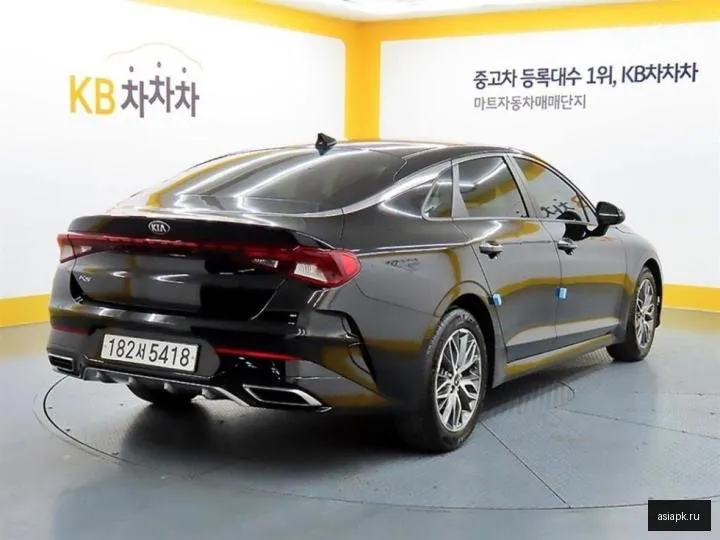 Kia K5 4